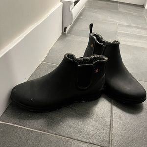 Bogs winter snow pea boot size 9.5